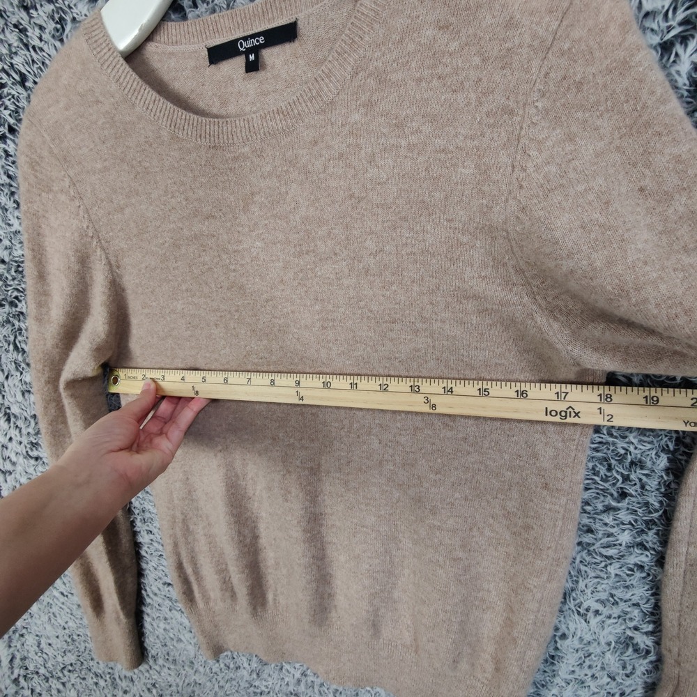 Quince 100% Cashmere Luxe Crew Neck Long Sleeve Sweater Top Women Medium Beige - Picture 4 of 15